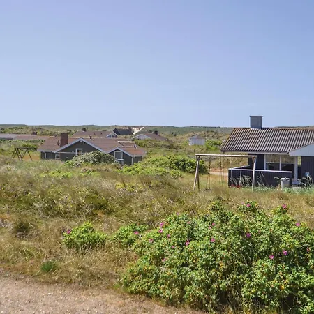 Four-bedroom In Hvide Sande * Bjerregård