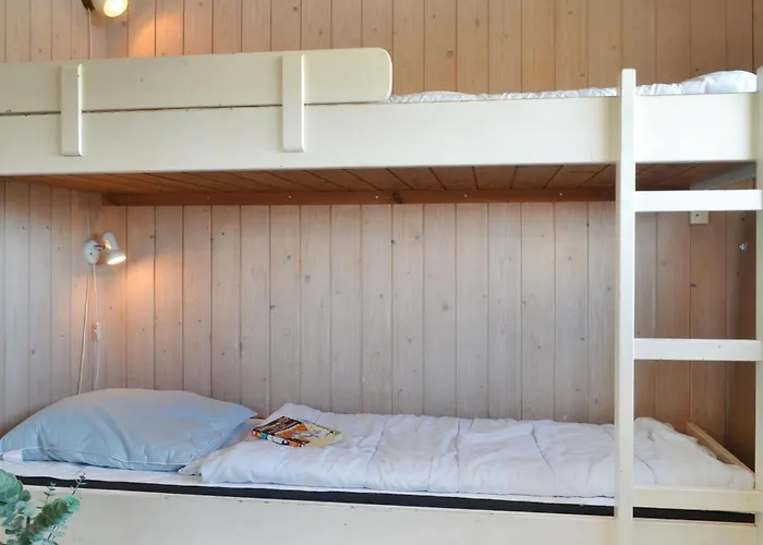 Casa vacanze Four-bedroom In Hvide Sande Bjerregård
