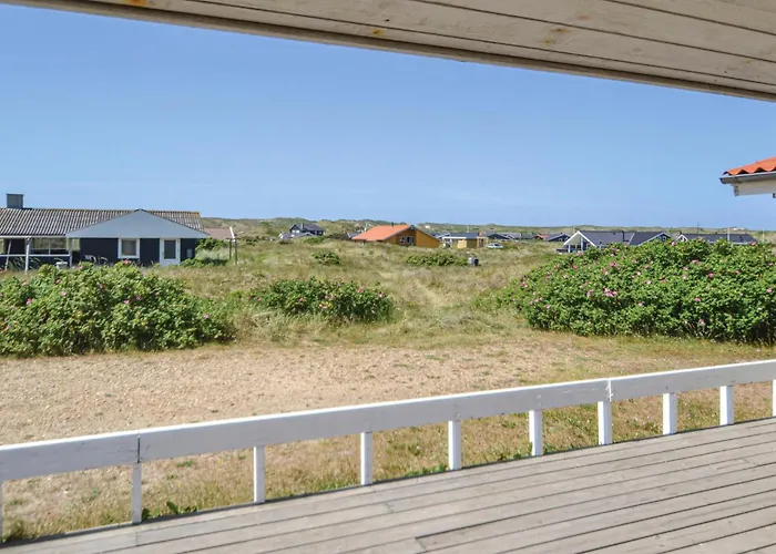 Four-bedroom In Hvide Sande Casa vacanze *
